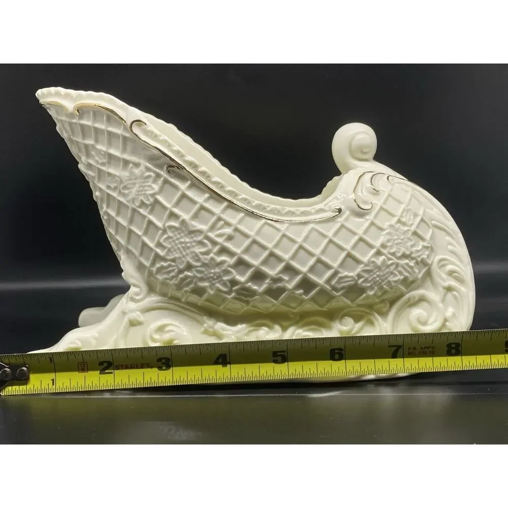 Palm Tree Company Sleigh: Christmas Holiday Décor‎ Ivory White Gold Leaf Trim